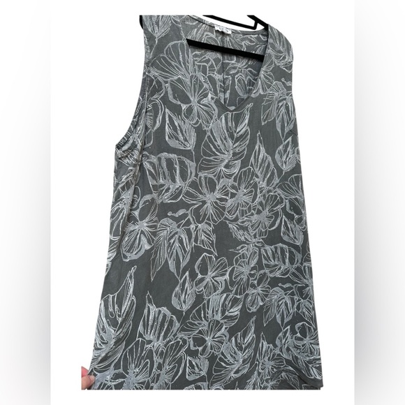 ✨ 36. Linen floral palm print sleeveless dress in plus size 3X - Picture 5 of 15